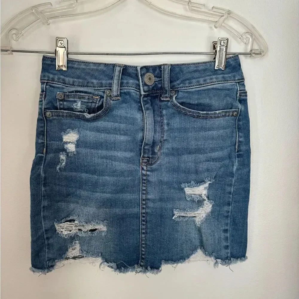 American Eagle Hi-Rise Mini Denim Skirt Distressed Size 00 Blue